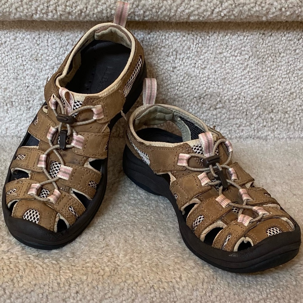 LL BEAN SHOES/ LL BEAN WOMENS HIKING SANDALS/ COLOR LIGHT BROWN/ SIZE 7M - Picture 1 of 7